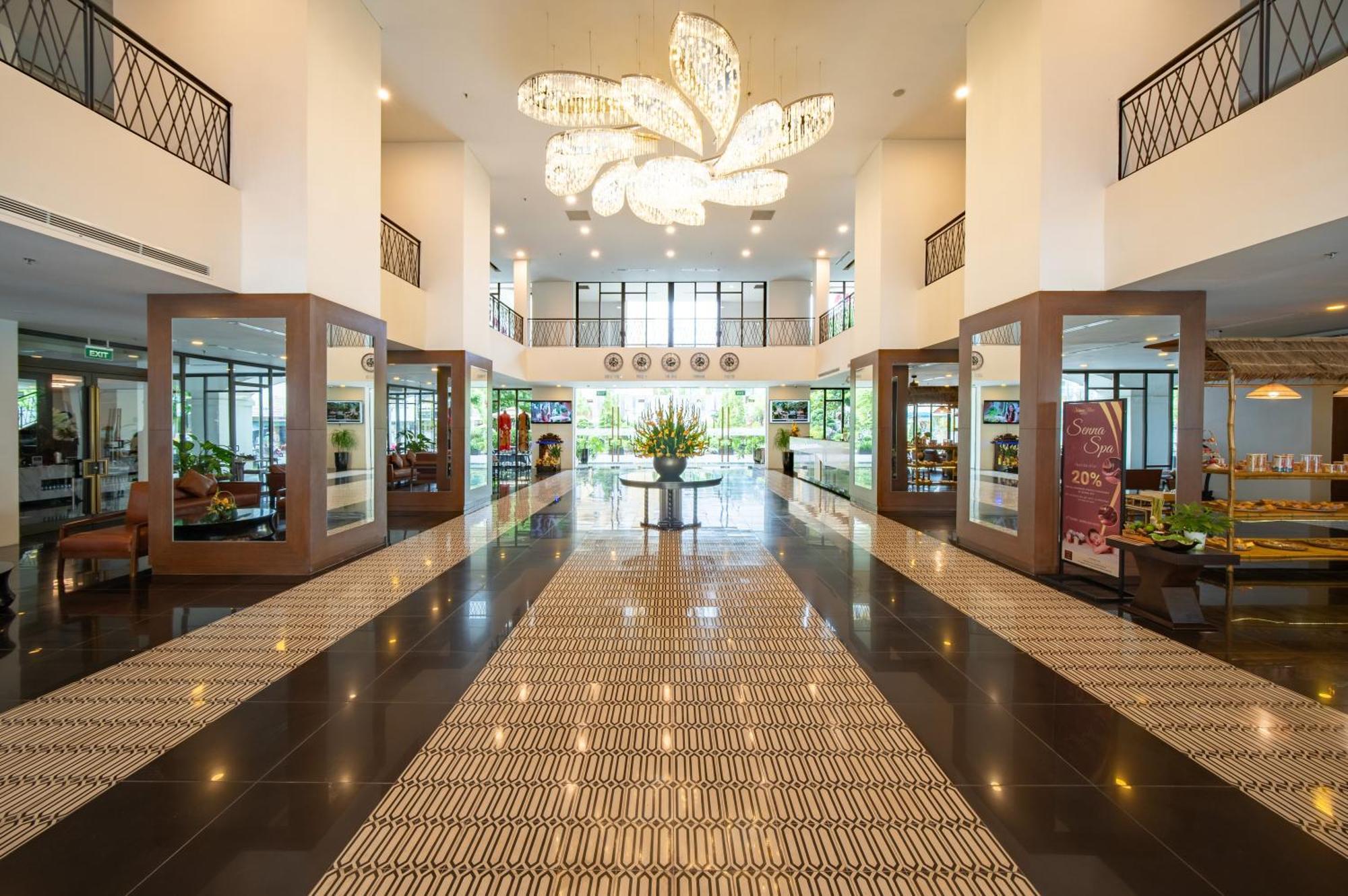 Senna Hue Hotel Zewnętrze zdjęcie Lobby