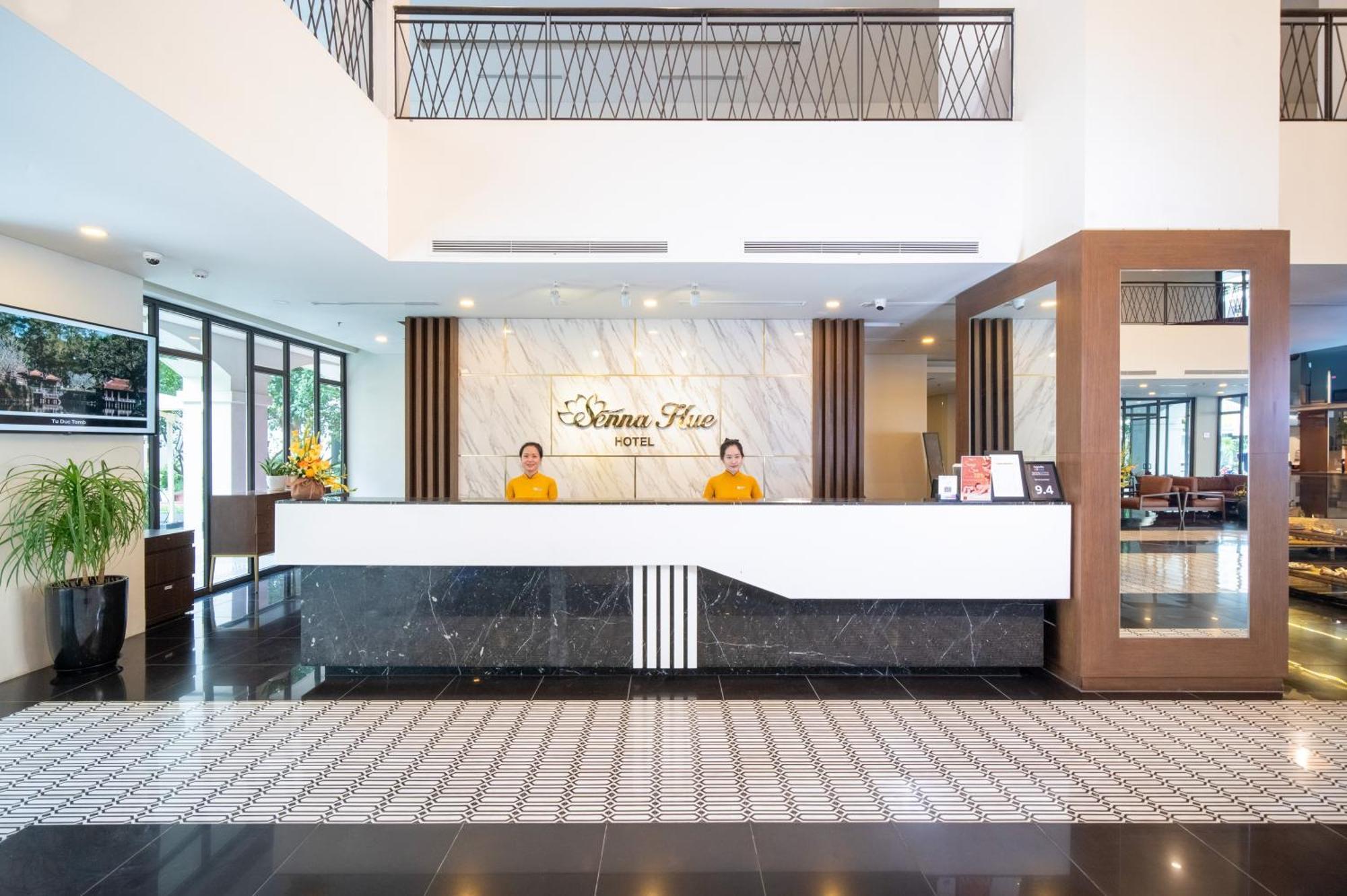 Senna Hue Hotel Zewnętrze zdjęcie Reception