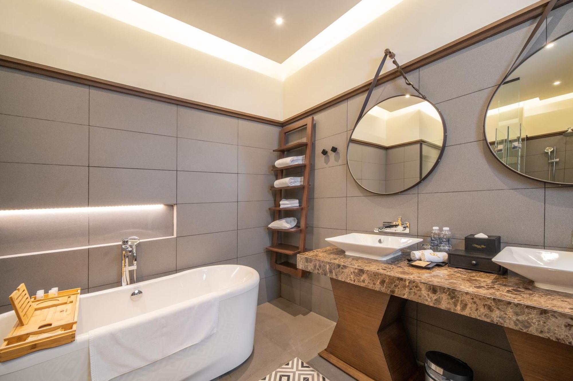 Senna Hue Hotel Zewnętrze zdjęcie Bathroom